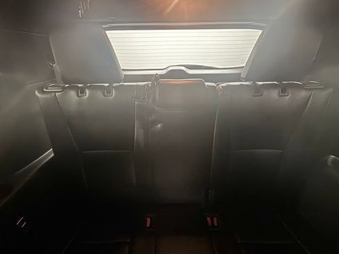 Used 2023 Toyota Highlander XSE FWD image 22
