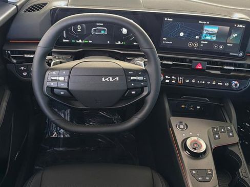 New 2026 Kia Sportage SX Prestige AWD/4WD image 16