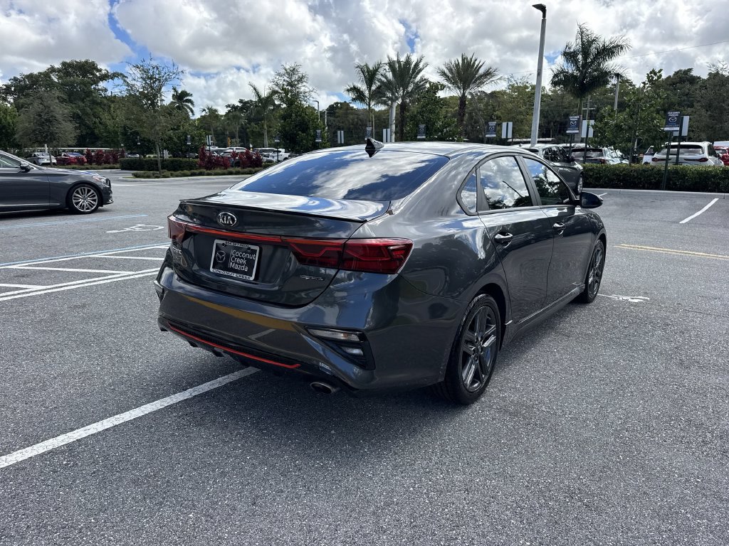 Used 2021 Kia Forte GT-Line FWD image 3