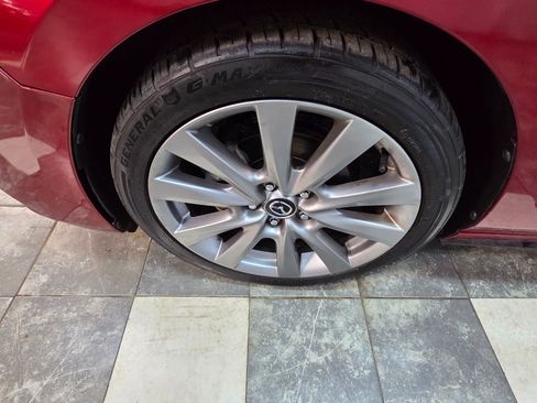 Used 2021 MAZDA MAZDA3 s image 28