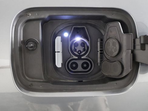 Used 2023 BMW i4 eDrive40 RWD image 20