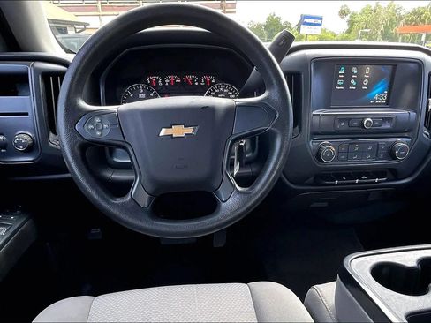 Used 2018 Chevrolet Silverado 1500 Custom w/ Custom Value Package RWD image 5