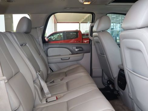 Used 2012 Chevrolet Tahoe 4WD Hybrid image 36
