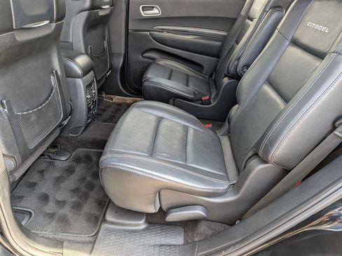 Certified 2018 Dodge Durango Citadel w/ Premium Entertainment Group AWD/4WD image 19