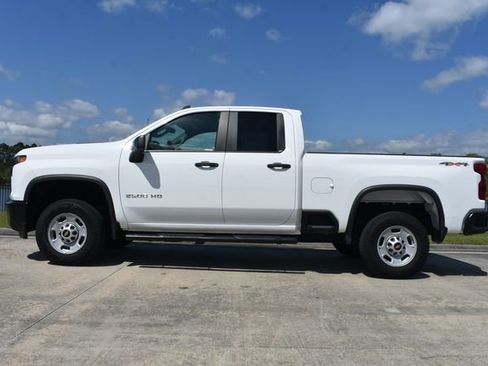 Used 2023 Chevrolet Silverado 2500 W/T w/ WT Fleet Convenience Package image 3