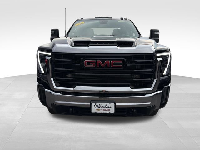 Used 2026 GMC Sierra 3500 Pro w/ Convenience Package AWD/4WD image 10