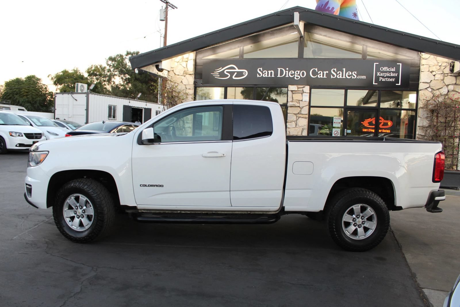 Used 2018 Chevrolet Colorado W/T w/ WT Convenience Package RWD image 2
