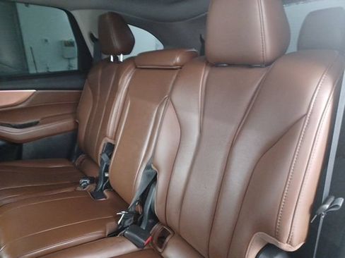 Used 2023 Acura MDX SH-AWD w/ Technology Package image 11