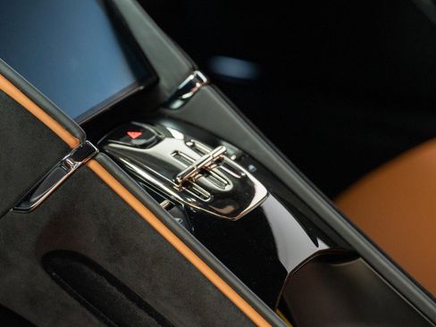 Certified 2022 Ferrari Roma image 35