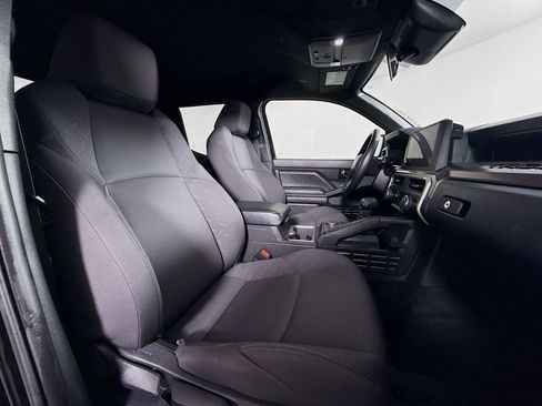 Certified 2025 Toyota Tacoma SR5 image 24