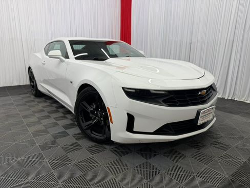 Used 2021 Chevrolet Camaro LT RWD image 1