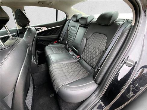 Used 2021 Genesis G70 3.3T w/ Prestige Package image 26