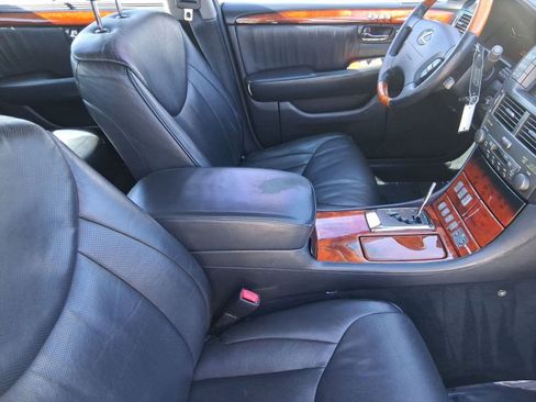 Used 2004 Lexus LS 430 image 29
