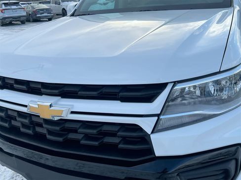Used 2021 Chevrolet Colorado W/T w/ Custom Special Edition image 11