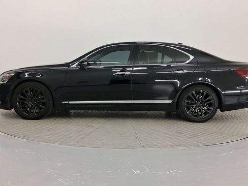 Used 2014 Lexus LS 460 w/ Comfort Package image 2