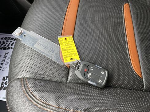 Certified 2022 GMC Sierra 2500 AT4 image 28