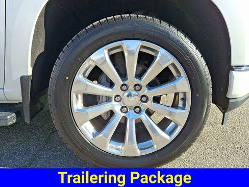 Certified 2020 Chevrolet Silverado 1500 High Country w/ Technology Package image 9