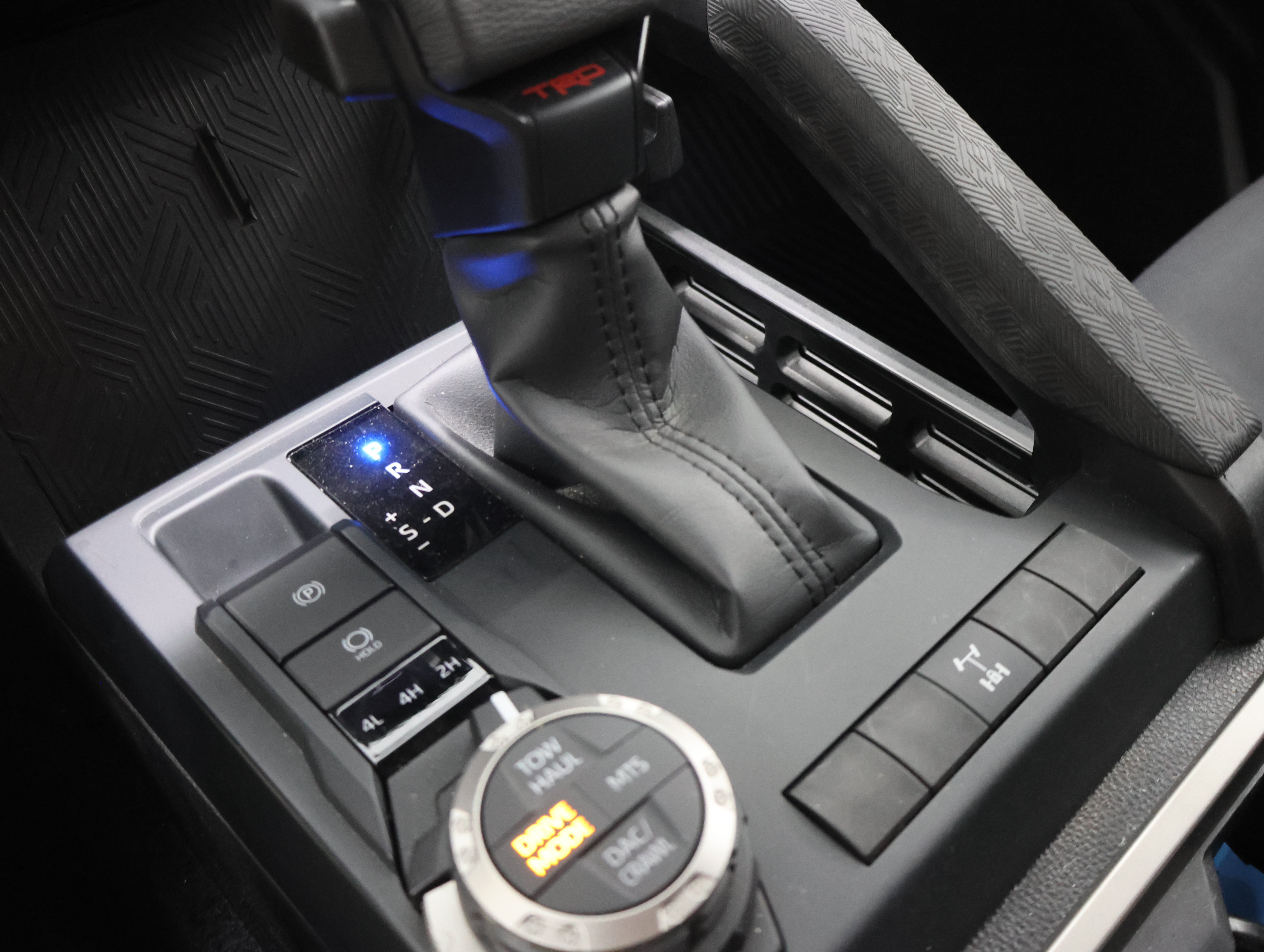 Used 2025 Toyota Tacoma TRD Off-Road AWD/4WD image 41