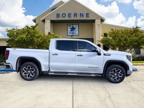 Used 2026 GMC Sierra 1500 SLT AWD/4WD image 6