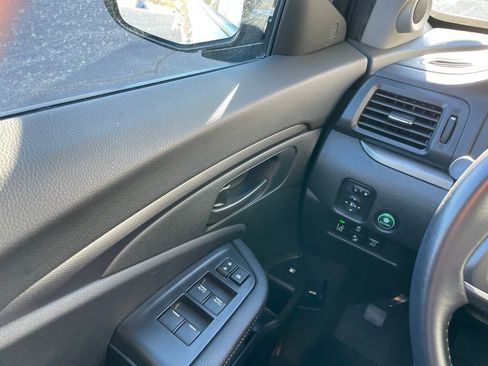 Certified 2025 Honda Ridgeline Sport image 23