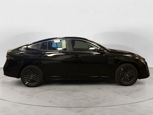 New 2026 Nissan Sentra SV w/ SV Convenience Package FWD image 6