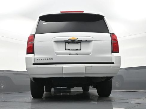 Used 2020 Chevrolet Suburban LS RWD image 26