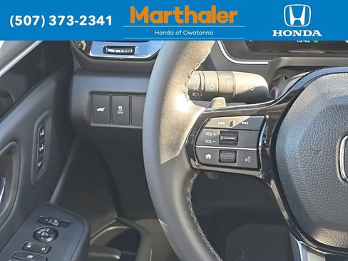 New 2025 Honda Pilot Touring image 26