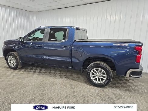 Used 2023 Chevrolet Silverado 1500 LT AWD/4WD image 5