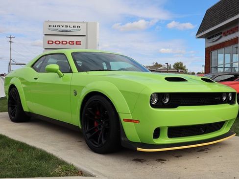 Used 2023 Dodge Challenger SRT Hellcat Widebody image 3