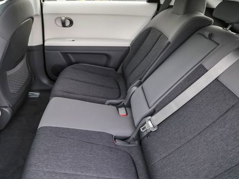 New 2026 Hyundai Ioniq 5 SE image 18