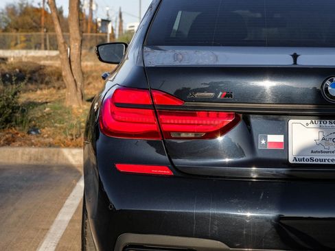 Used 2016 BMW 750i xDrive image 49