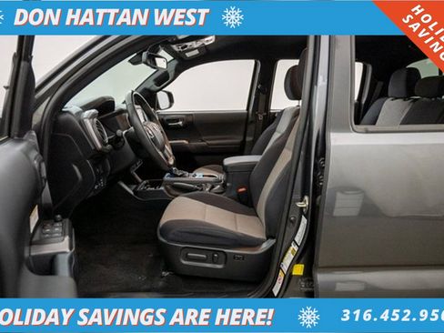 Used 2020 Toyota Tacoma SR5 image 5