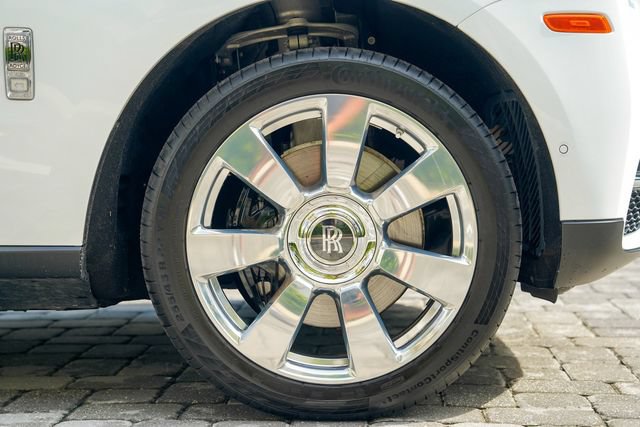 Used 2022 Rolls-Royce Cullinan AWD/4WD image 35