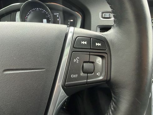 Used 2016 Volvo V60 T5 Cross Country Platinum w/ Climate Package image 27