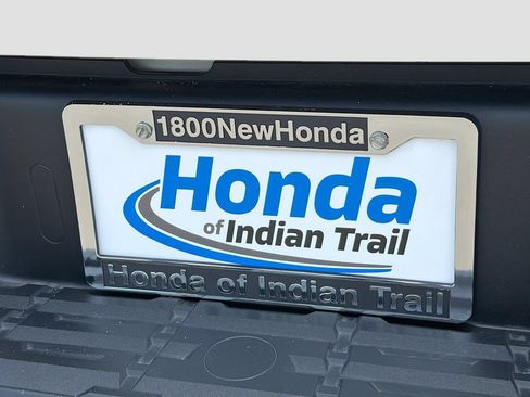 Used 2024 Nissan Frontier SV RWD image 33