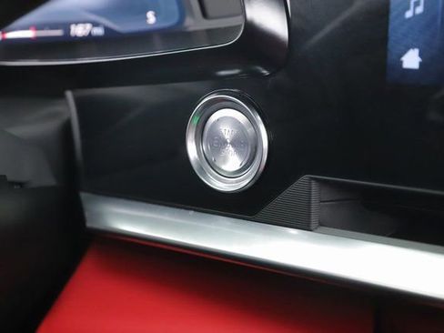 Used 2024 Chevrolet Corvette Stingray Premium Cpe image 22