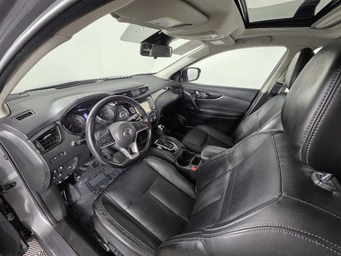 Used 2017 Nissan Rogue Sport SL w/ SL Premium Package image 25