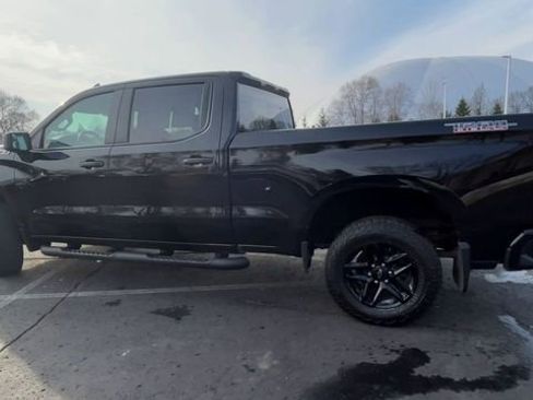 Used 2021 Chevrolet Silverado 1500 Custom Trail Boss w/ Midnight Edition image 6