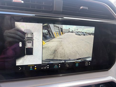 Used 2023 GMC Sierra 1500 Denali Ultimate image 17