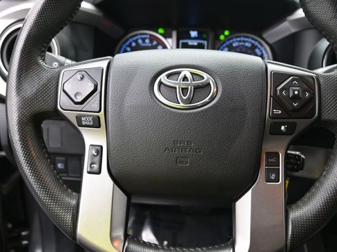 Used 2022 Toyota Tacoma SR5 image 22