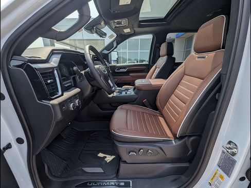New 2026 GMC Sierra 2500 Denali Ultimate w/ Max Trailering Package AWD/4WD image 16