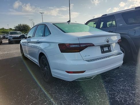 Used 2019 Volkswagen Jetta SEL Premium FWD image 6
