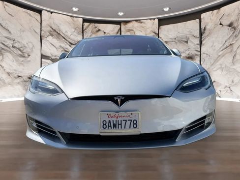 Used 2017 Tesla Model S 75 RWD image 2