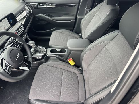 New 2026 Kia Seltos S image 18