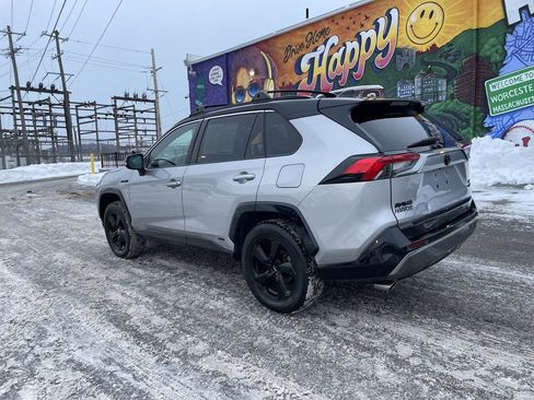 Used 2021 Toyota RAV4 XSE w/ XSE Grade Weather Package image 3