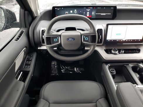 New 2026 Ford Expedition Max Active image 10