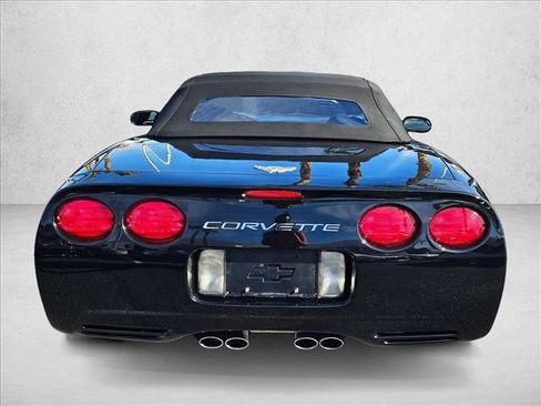 Used 2003 Chevrolet Corvette Convertible w/ Preferred Equipment Group1 image 7