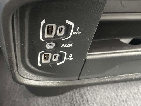 Used 2024 RAM 2500 Big Horn w/ Bed Utility Group image 17