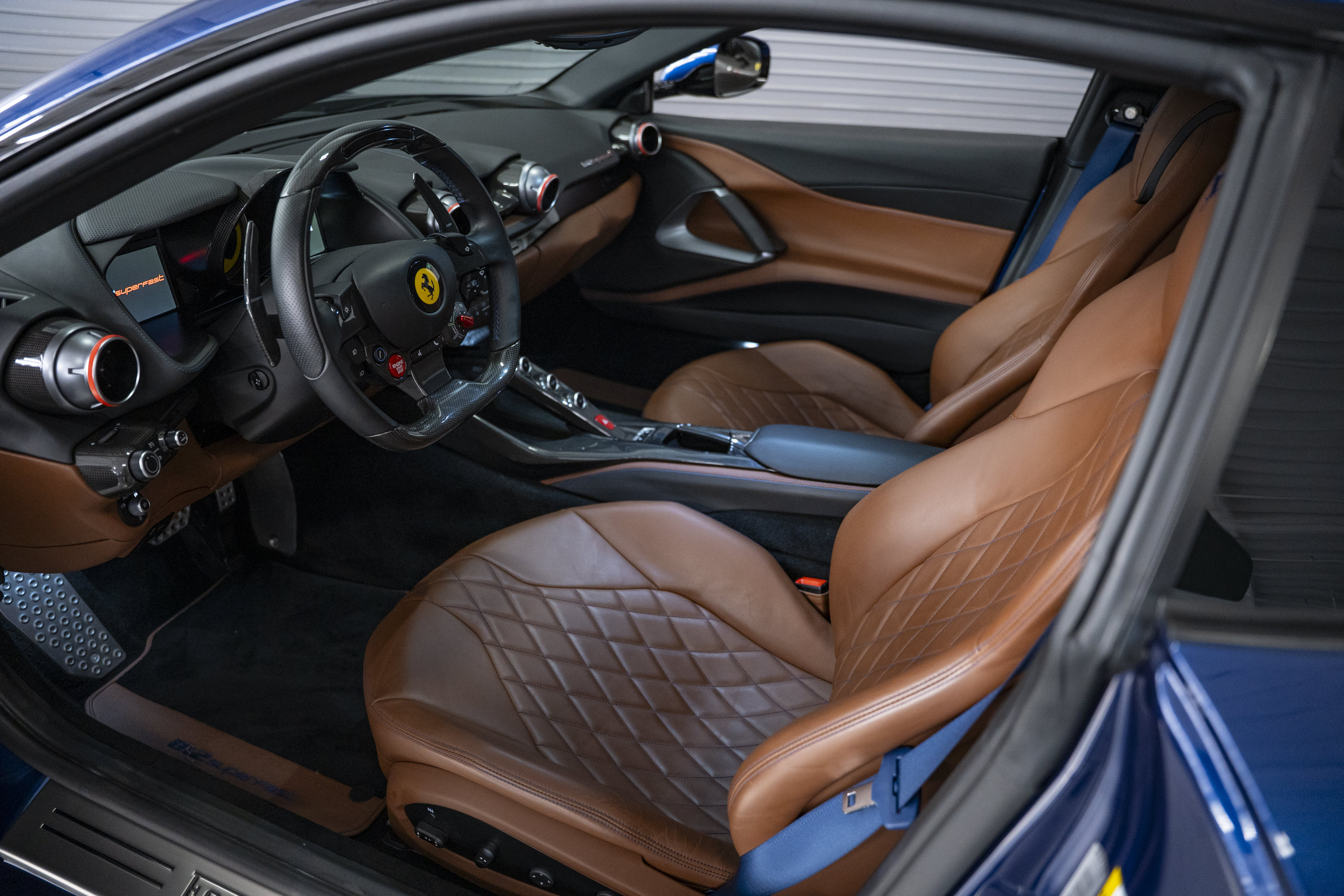 Used 2019 Ferrari 812 Superfast RWD image 21