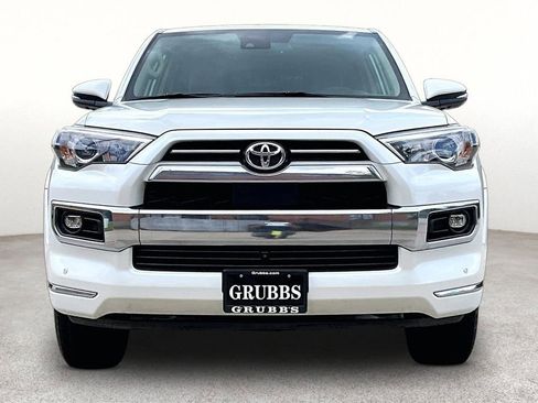 Used 2022 Toyota 4Runner Limited AWD/4WD image 3
